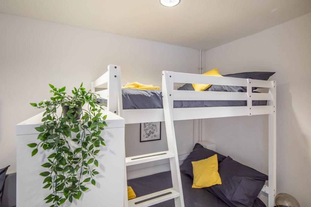 Studio Loft With Walk-In Rain-Shower Apartment Hamburg Exterior photo