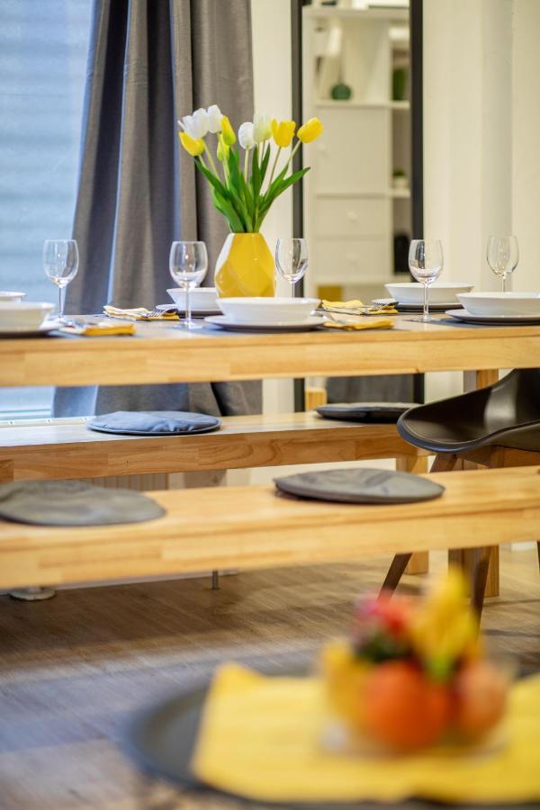 Studio Loft With Walk-In Rain-Shower Apartment Hamburg Exterior photo